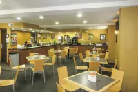 布蘭森-76號高速公路中央凱藝飯店 斯科特住宿飯店