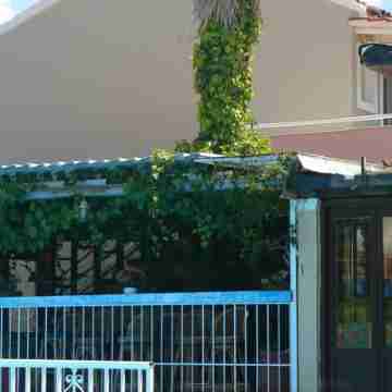 Alexandros Studios Apartments Hotel Exterior