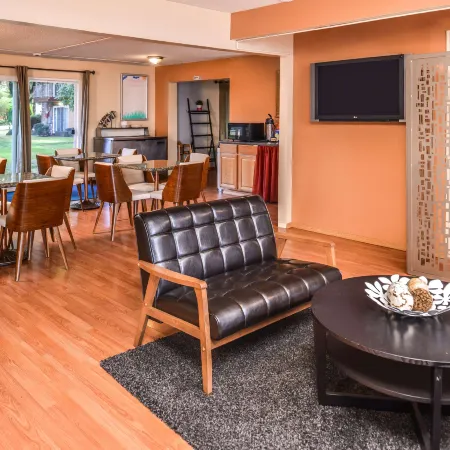 Interurban Suites Hotel