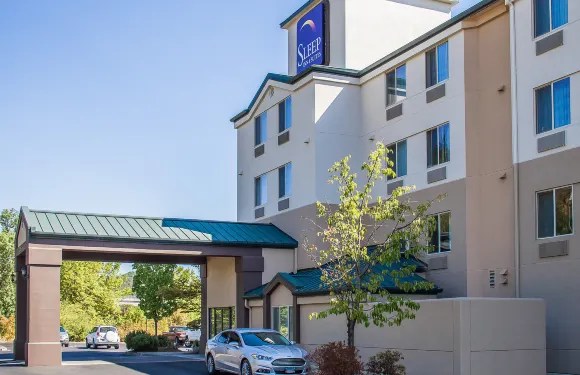 SureStay羅斯堡貝斯特韋斯特酒店