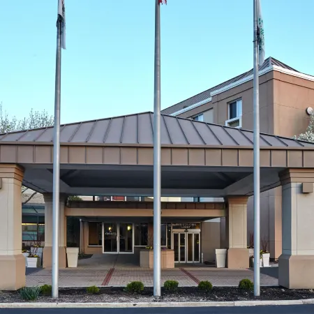 Holiday Inn & Suites CHICAGO-CAROL STREAM (WHEATON) by IHG