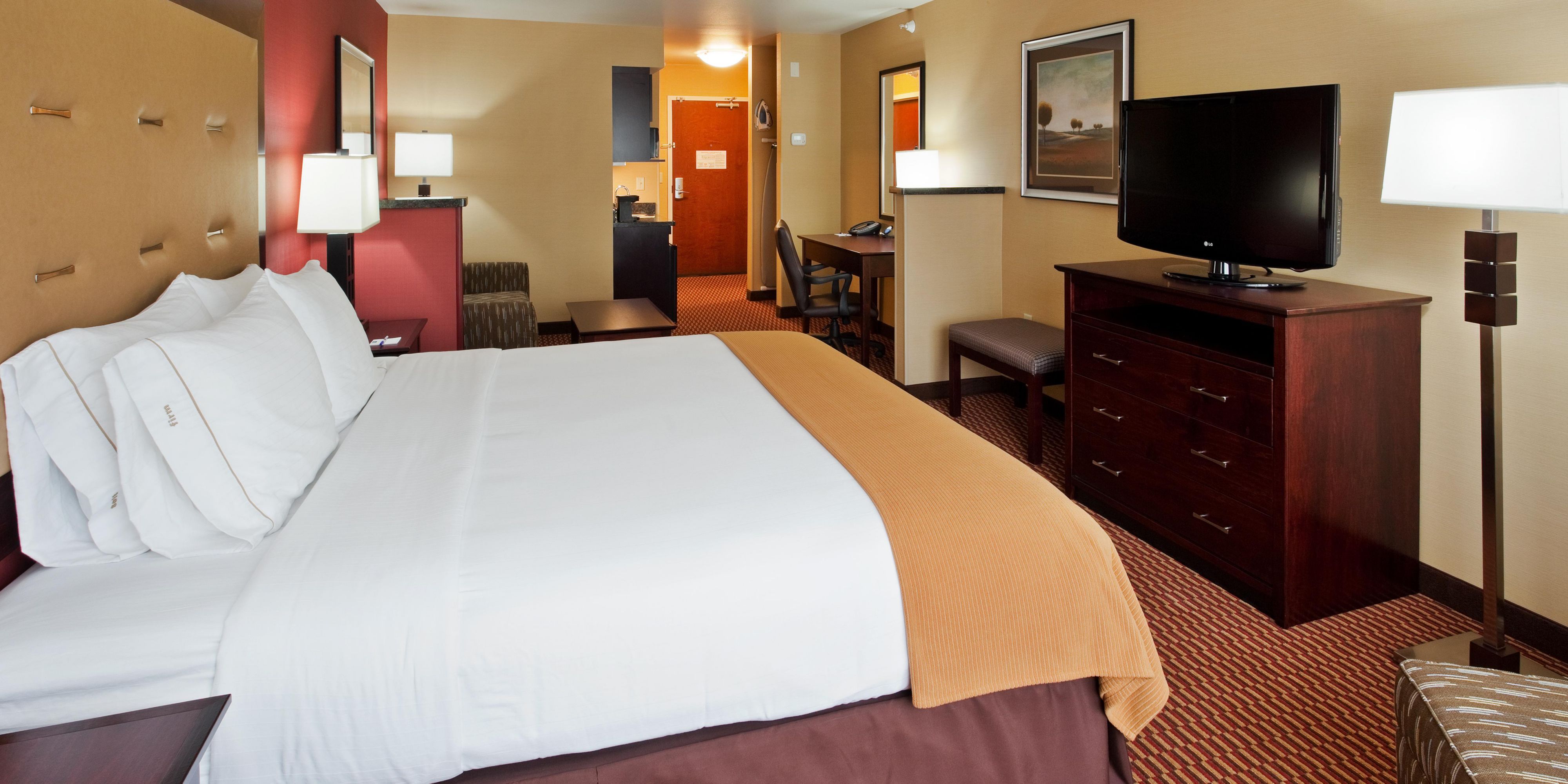 Holiday Inn Express and Suites Great Falls, an Ihg Hotel