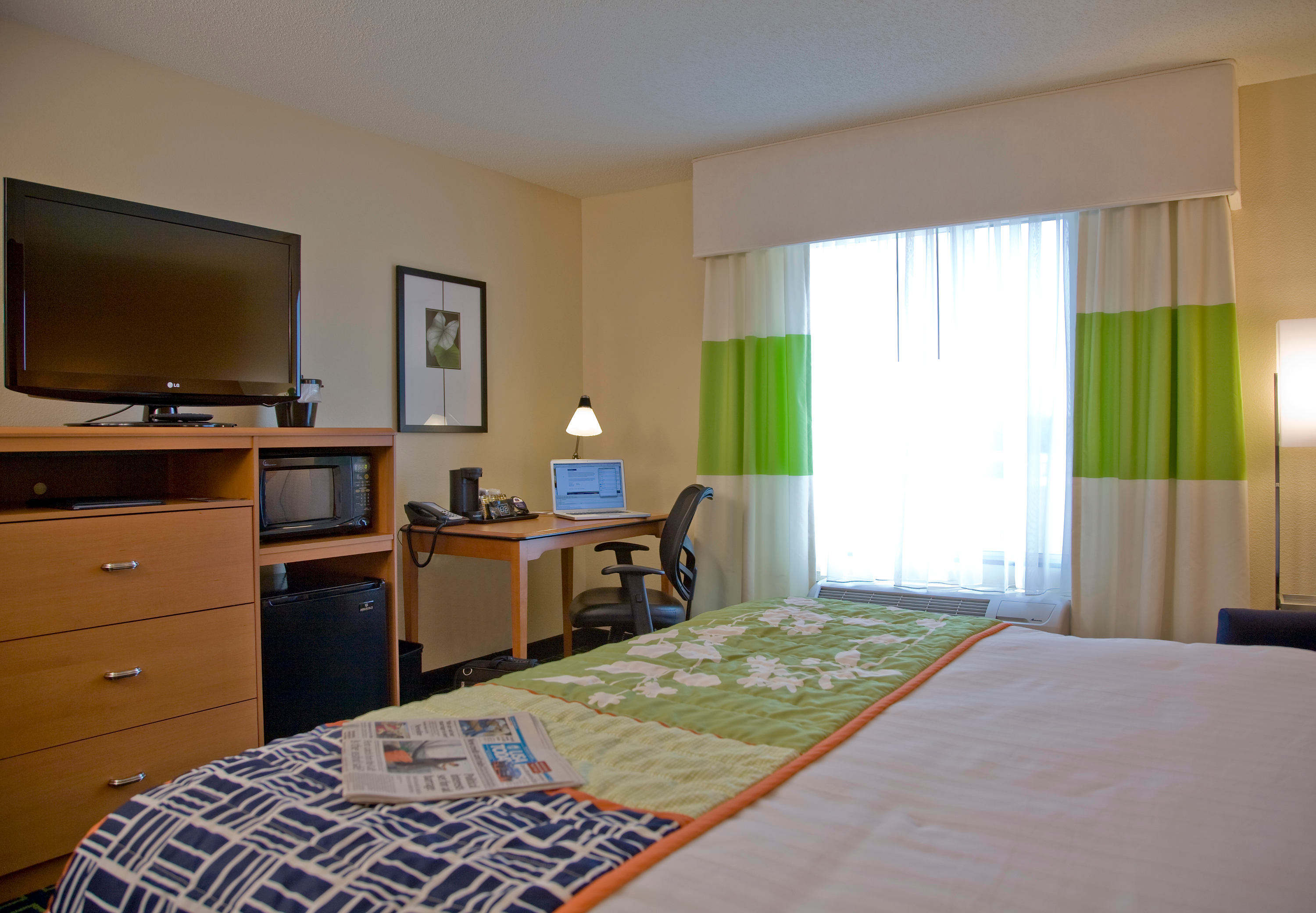 Fairfield Inn & Suites by Marriott Commerce