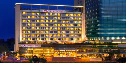 Crowne Plaza Ahmedabad City Centre Hotels in Ahmedabad