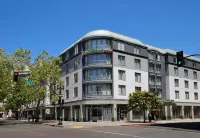 코트야드 오클랜드 다운타운 oakland sol- sustaining ourselves locally 주변 호텔
