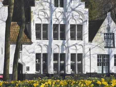 Novotel Brugge Centrum Отели рядом с достопримечательностью «Памятник Симону Стевину»