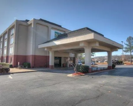 小石城北部品質酒店及套房 北小石城酒店