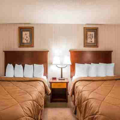 Quality Inn & Conference Centre Rooms