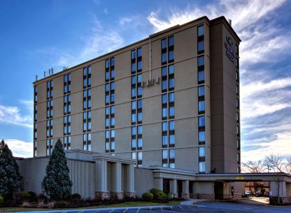 Crowne Plaza Newark Airport, an IHG Hotel