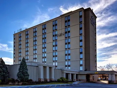 Crowne Plaza Newark Airport, an IHG Hotel