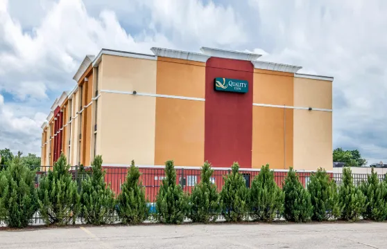 特雷霍特大學區凱藝酒店