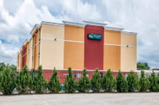 Quality Inn Terre Haute University Area Hotels in 