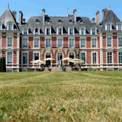 Wyndham Halcyon Retreat La Souterraine Hotel Exterior