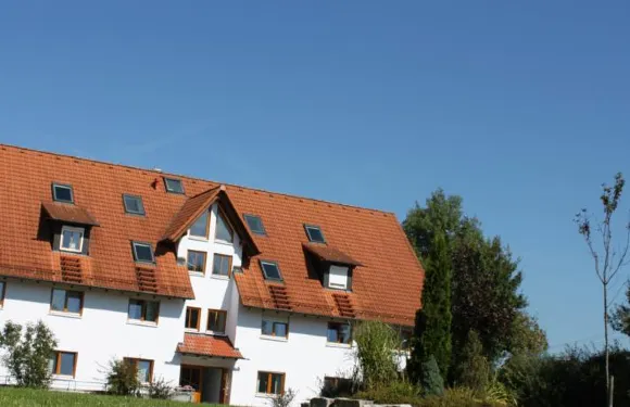 布勞博伊倫會議中心酒店