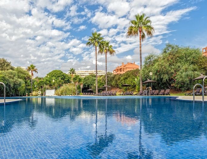 LOS AMIGOS BEACH CLUB $83 ($̶1̶0̶7̶) - Updated 2023 Prices & Resort Reviews  - Spain/Mijas, Costa del Sol