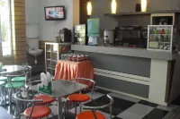 Hotel Asri