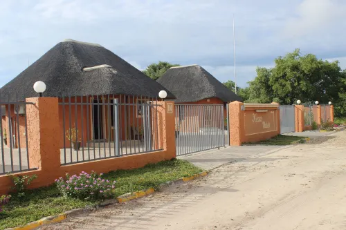Kessas Holiday Home Hotels in Ngamiland East