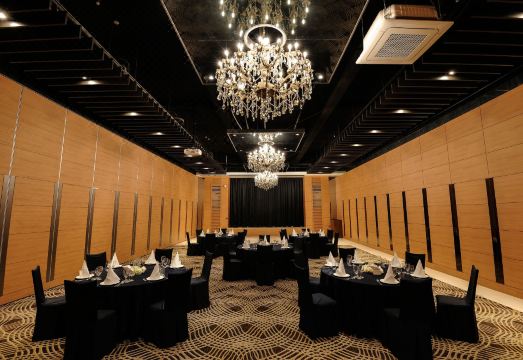 호텔 라온제나 실내 사우나 시설