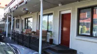 Owens Motel