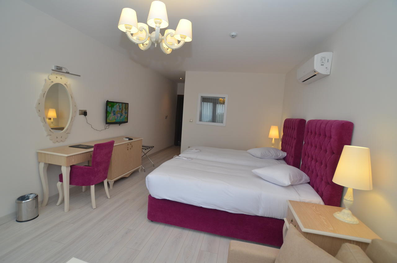 Motali Life Hotel