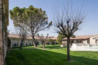 Golden Tulip Avignon le Paradou
