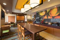 Fairfield Inn & Suites Bismarck South Các khách sạn ở Bismarck