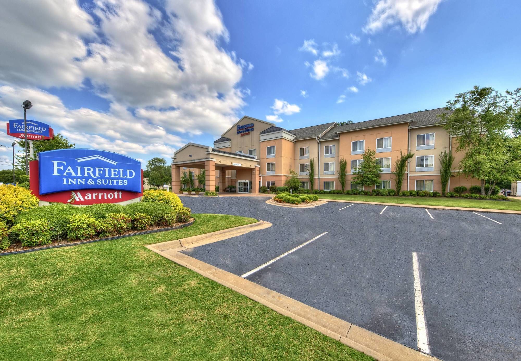 Fairfield Inn & Suites by Marriott Russellville