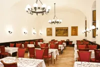 Hotel Klastrom Hotel a Gyor