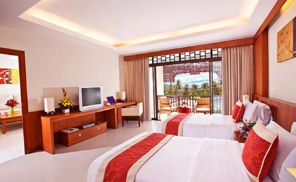 ห้องดีลักซ์ริมสระว่ายน้ำ - ทวิน