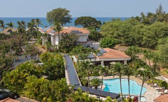 Maui Coast Hotel