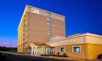 Best Western Plus the Charles Hotel فنادق في سانت تشارلز