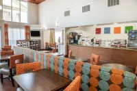 Comfort Suites North