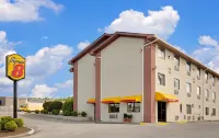 Super 8 by Wyndham Johnson City Hotels in Johnson City