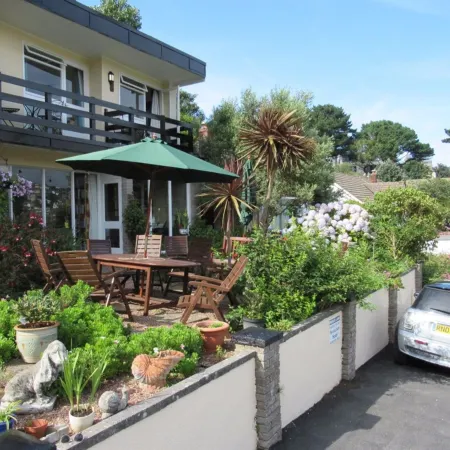 Avoncourt Lodge