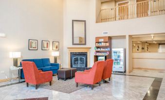 Comfort Suites Louisville Airport