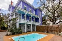 Amethyst Garden Hotels in Savannah