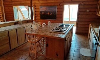 Black Forest B&B Lodge & Cabins