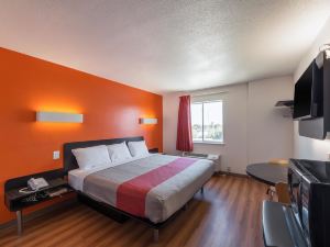 Motel 6 San Antonio, TX - Downtown - Alamo Dome