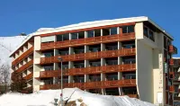 Hôtel Eliova - Le Chaix Hôtels à proximité de : Alpe d'Huez Grand Domaine Ski