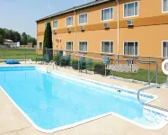 Quality Inn Hotels in Adams County