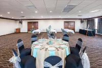 Quality Inn & Suites - breakfast