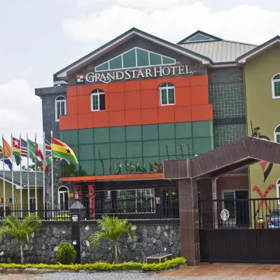 Grand Star Hotel โรงแรมใกล้ศูนย์การค้า Achimota Retail Centre