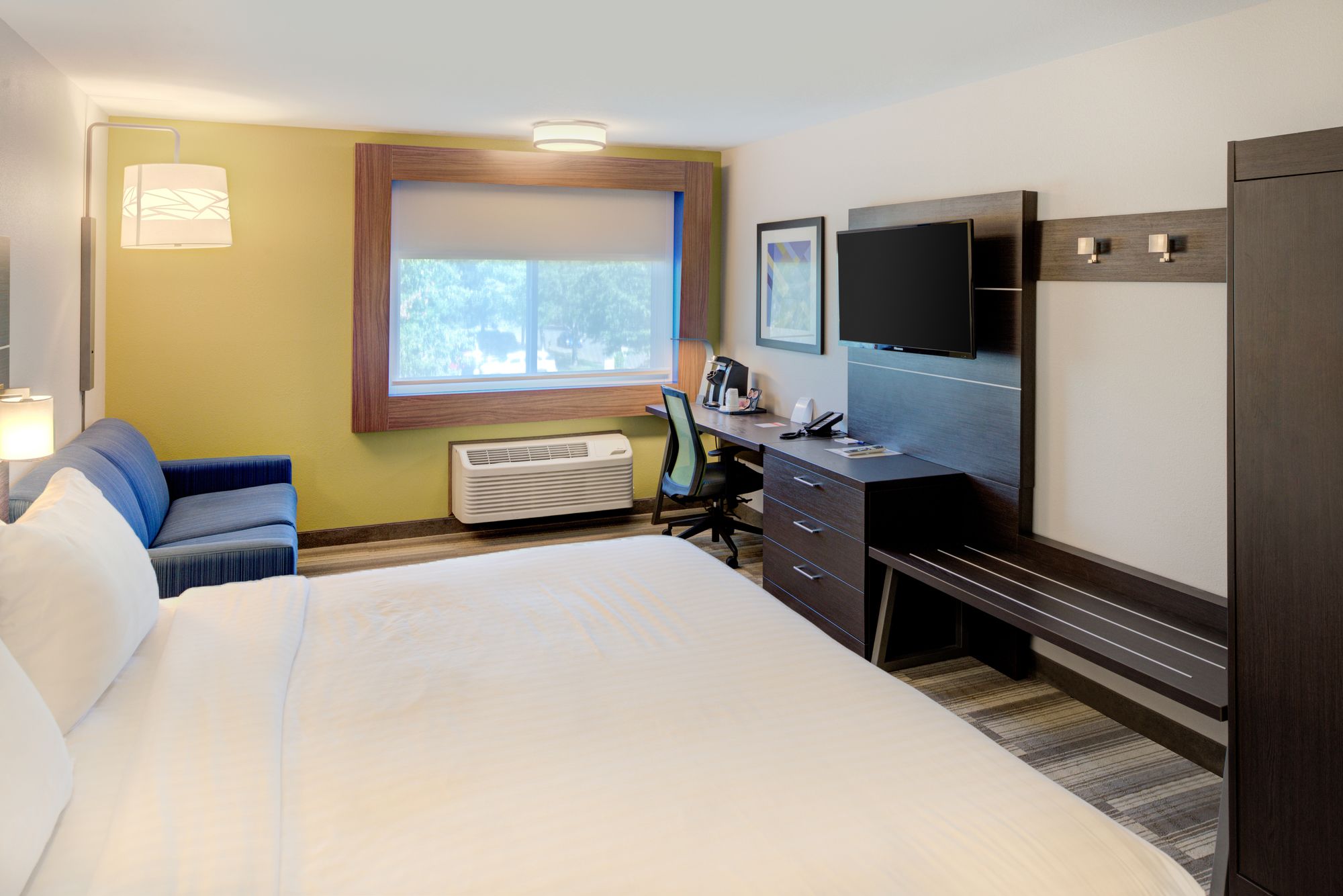 Holiday Inn Express Newberg - Wine Country, an Ihg Hotel