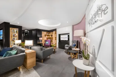 Mercure Budapest City Center Hotel dekat Kastil Buda - Istana Kerajaan (Kiralyi Palota)