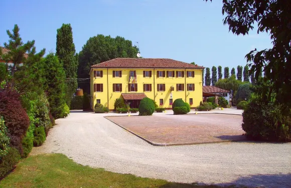 安蒂可城堡酒店