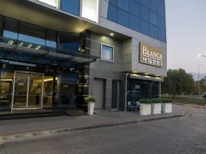 Blanca Hotel