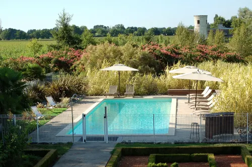 Château Grattequina Hôtel Hotels in Blanquefort