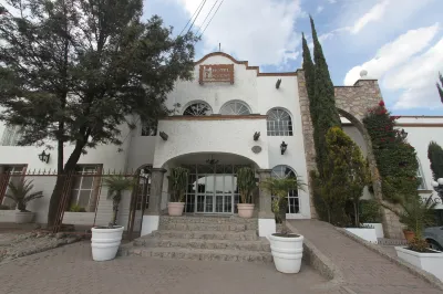 Hotel Arcada Hotels near Tolantongo