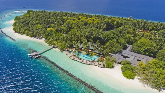 Royal Island Resort