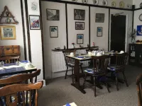 Home and Away Guesthouse Hotels in Carnaby